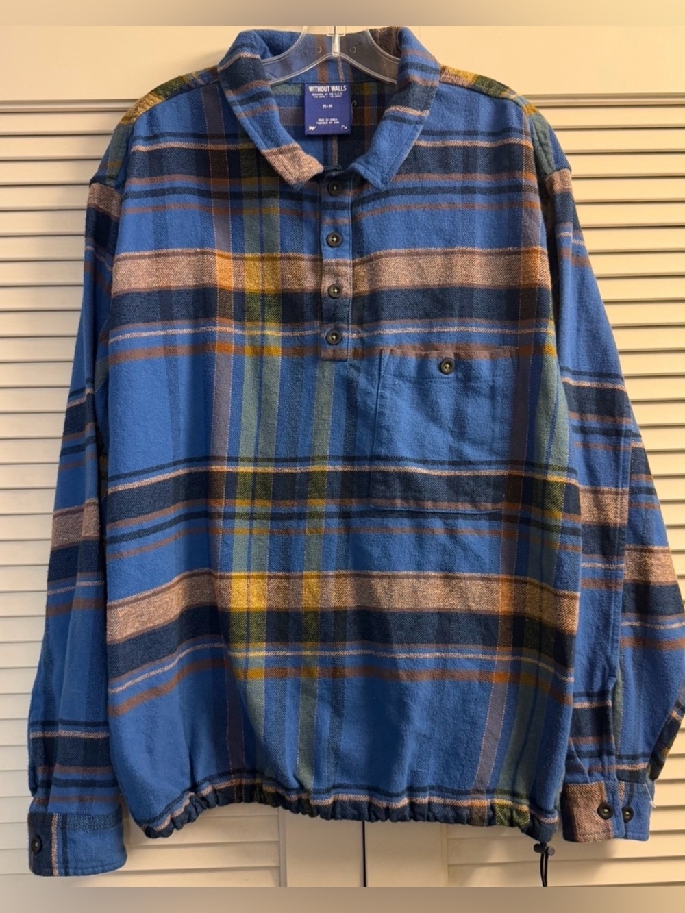 Without Walls Men's Blue & Brown Plaid Pullover Henley size Medium